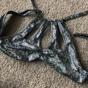 Iheartraves Silver Crop Top